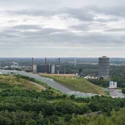 Kokerei Prosper in Bottrop, mit Skihalle im Vordergrund