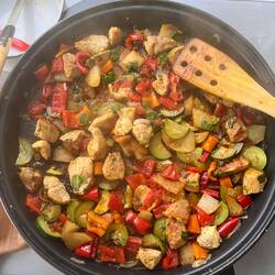 Hähnchen-Gemüse-Pfanne