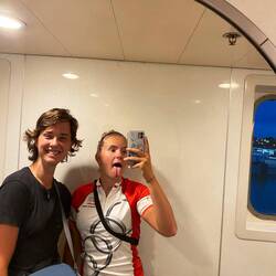 In der Fähre in letzter Sekunde