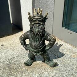 Korona dwarf, seriously! In front of Korona Hotel