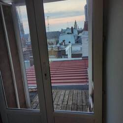 Die Dachterrasse (nur eine Schraube hindert uns daran)