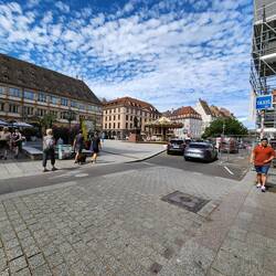 Ah! I wanna go on the Merry-go-round!
