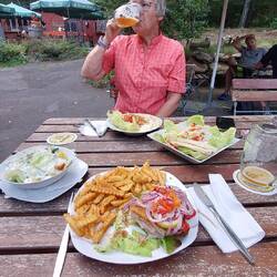 Abends im bayerischen Biergarten in Marktredwitz!😁