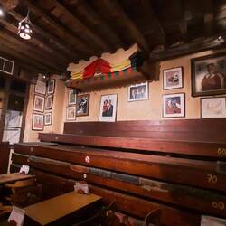 Toone - Cafe