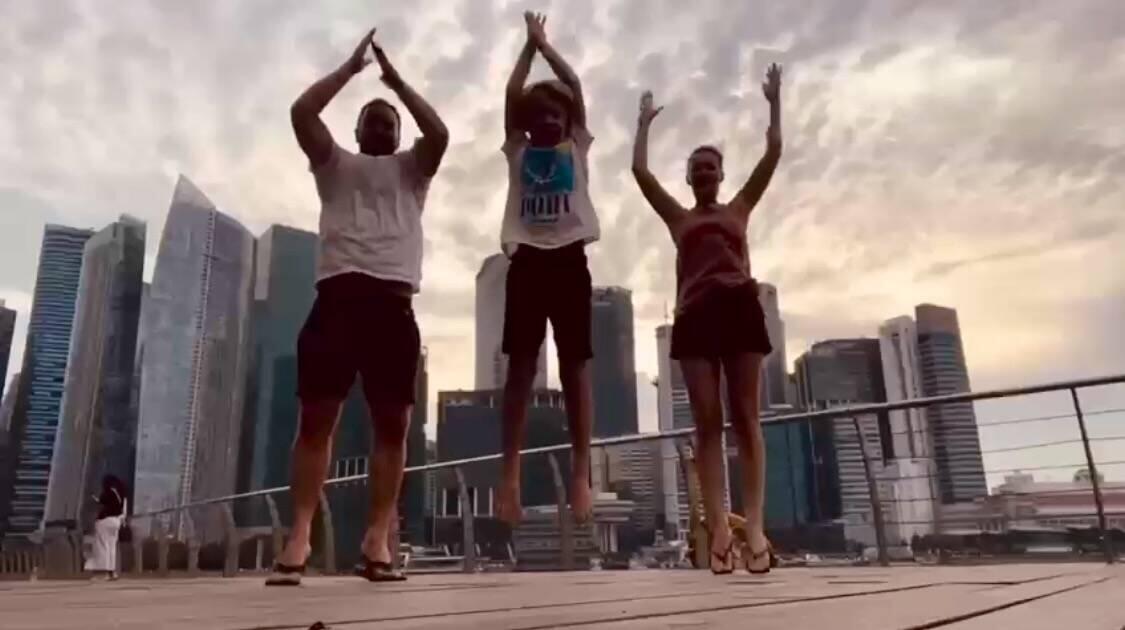 Auch für Singapur haben wir uns ein kleines Jump In Video einfallen lassen. 😂