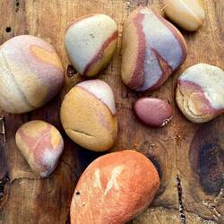 Sassi particolari carini