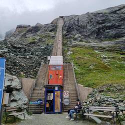 Die Gletscherbahn nutzen wir nicht