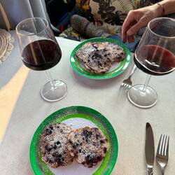 Am Pausenspaziergang gesammelte Blaubeeren 🫐😋