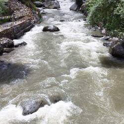Manali liegt direkt am Fluss Beas
