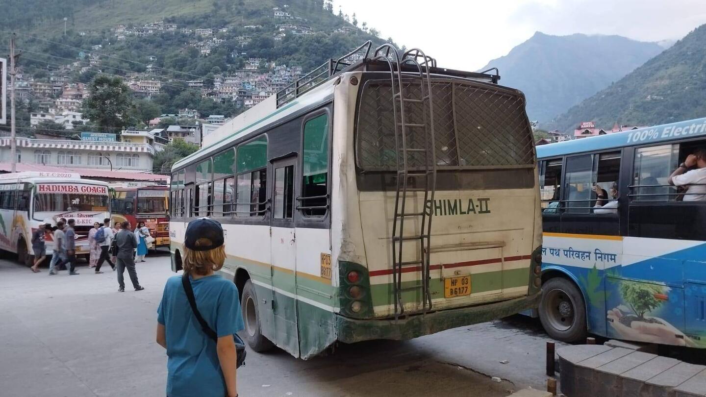 Mit dem Bus auf spektakulären Pässen weiter ins Gebirge