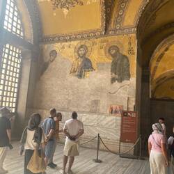 Altes Fresko: Jesus in der Hagia Sophia!