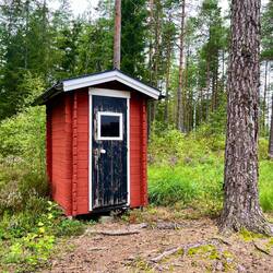 Selbst bei den Plumpsklos..