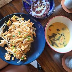 Pad Thai, Curry und Sticky Rice Pudding
