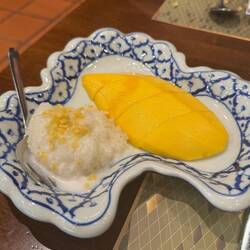 Mango sticky rice for dessert