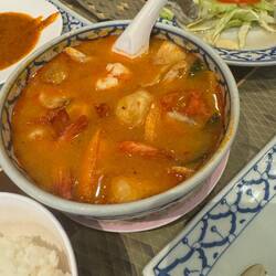 Tom yum soup