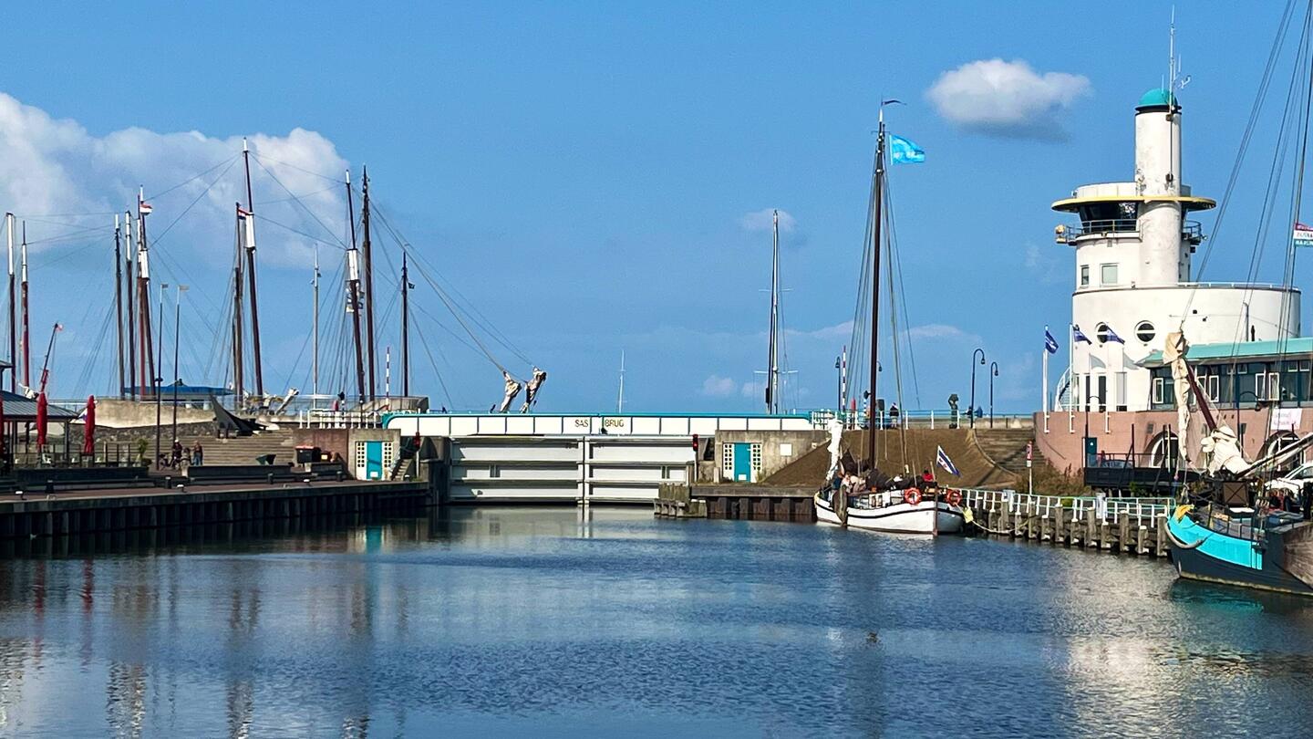 Die Fluttore sind noch geschlossen