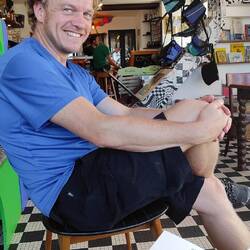 Ingo im coolen Comic Buchshop