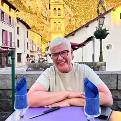 Zufrieden am Ende des Tages und ein Nachtessen draussen, herrlich!