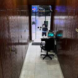 Viele Gebäude in Rio haben einen 'Einlasser'