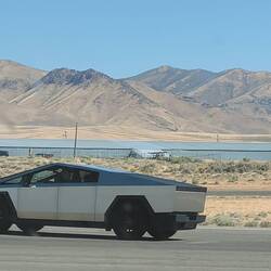 Car from the future, Tesla's space truck