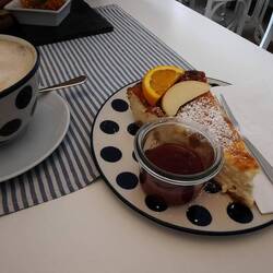 ...und diesmal mit Kuchen.. 🍰🍰🥧🍪🍩