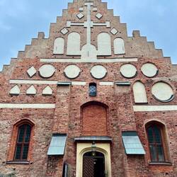 ..der baltischen Backsteingotik ist nicht zu übersehen.