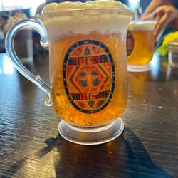 Butterbier (Becher geklaut)