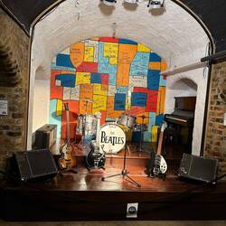 Cavern club - en uppbyggd kopia av klubben där Beatles karriär startade.