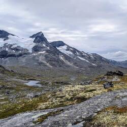 Gletscherteile überall