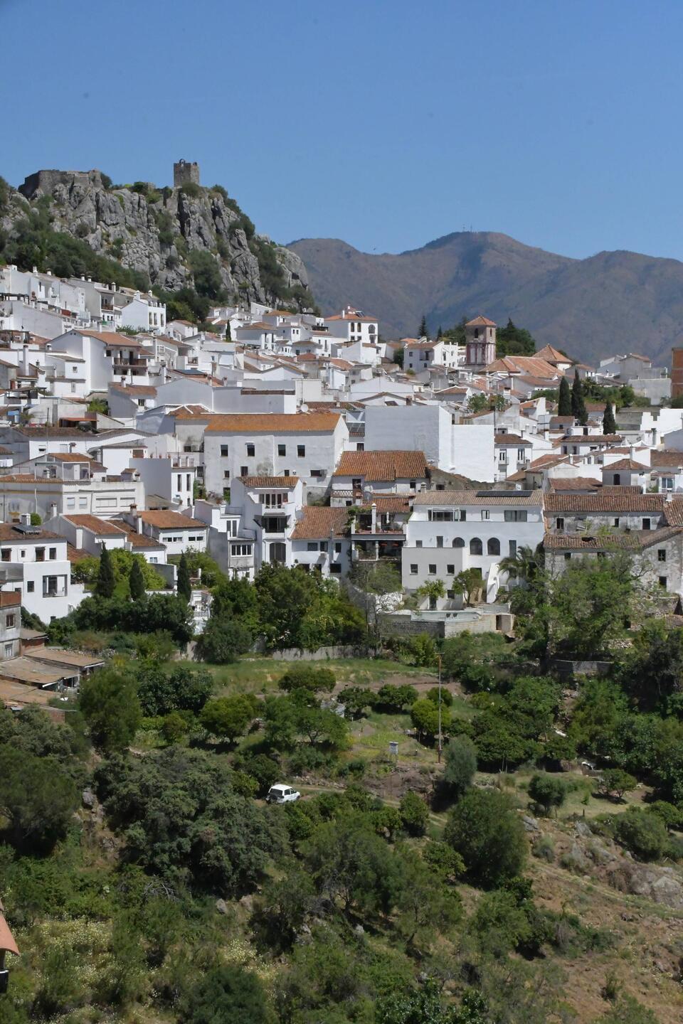 Über dem Ort Gaucín thront die Burgruine Castillo del Águila