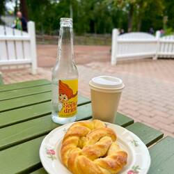 Ganz wichtig an einem solchen Tag ist es selbstverständlich, seinen Zuckerhaushalt zu pushen!