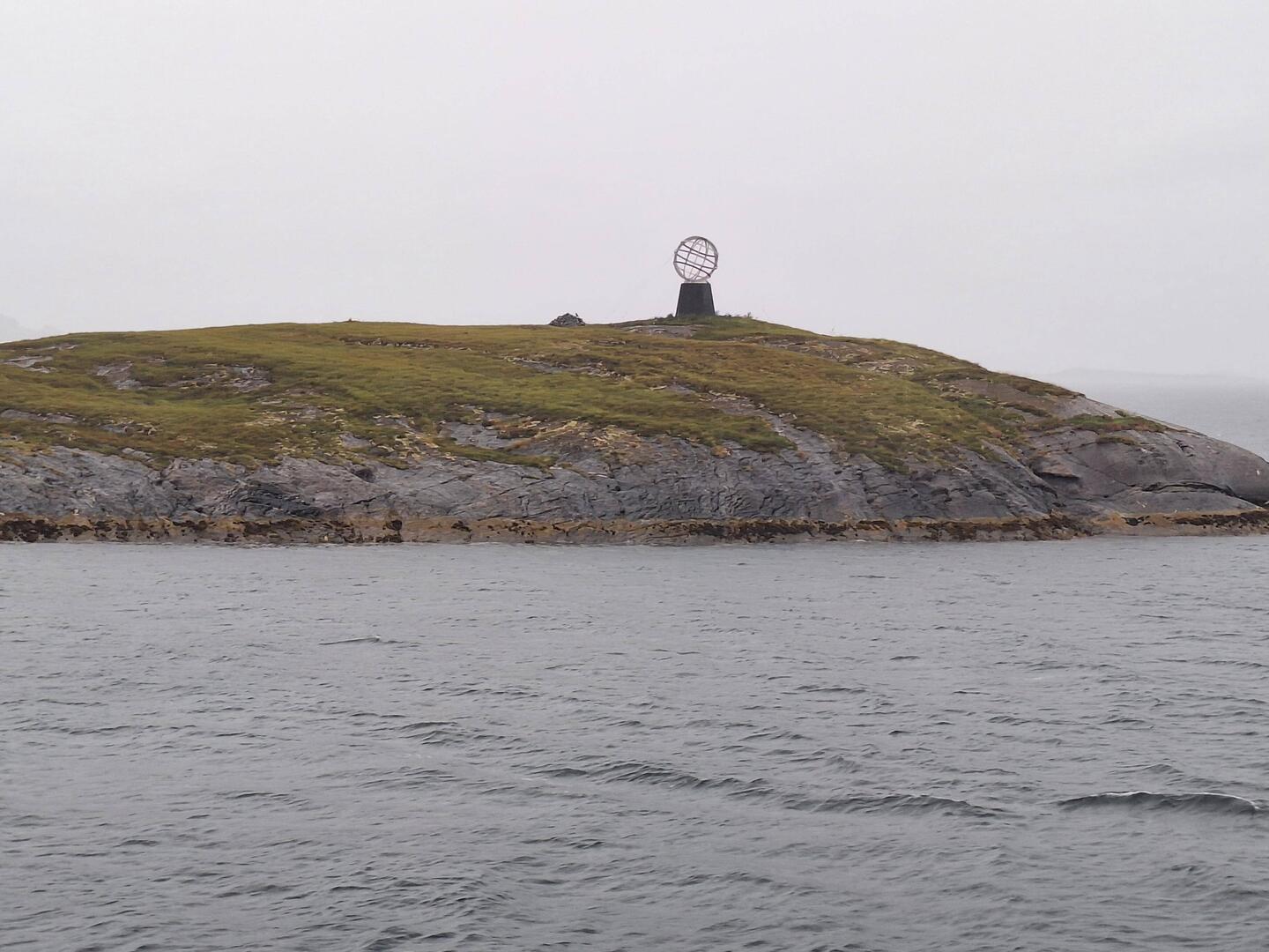 Artic Circle marker