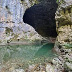 Höhle im Rak Škocjan Tal