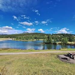 Erstes Picknick und Ankunft in Banff
