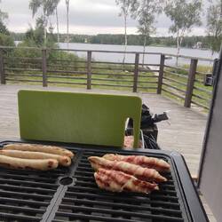 Abendessen im leichten Sprühregen...das ist noch ausbaufähig🌞