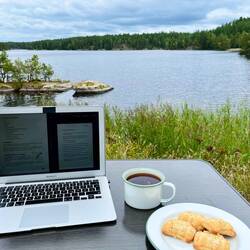 Vom Dorfladen bringe ich Süßkram mit - so kann ich mich am besten auf die Ausbildung stürzen 😉