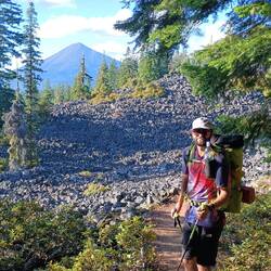 Mount McLaughlin im Hintergrund