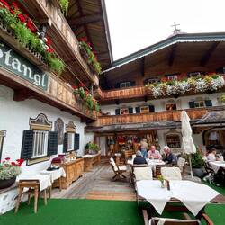 Im Garten des Stanglwirtes