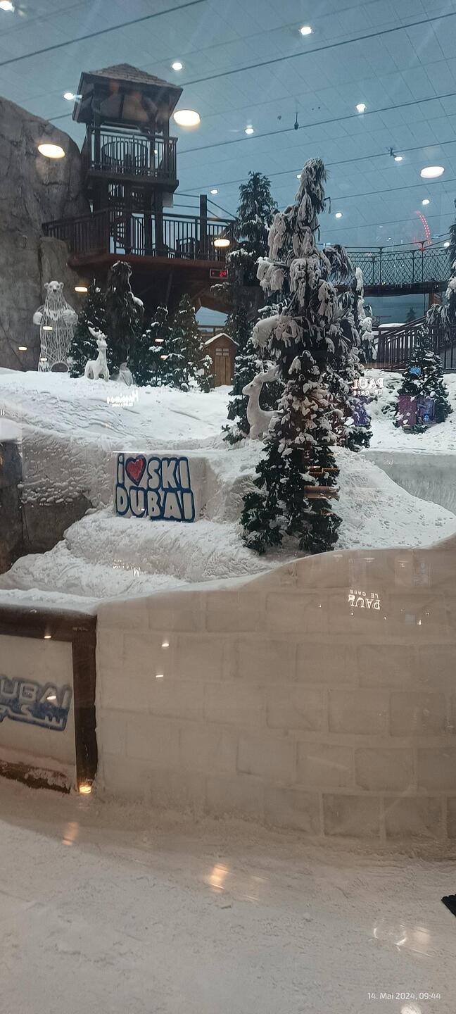 Skipiste in der Mall of Emirates
