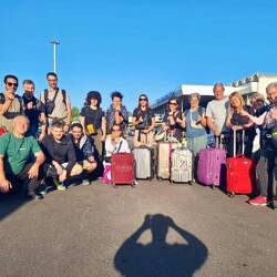 Foto di gruppo al completo in partenza