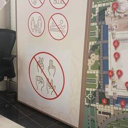 Nicht erlaubt in der Moschee