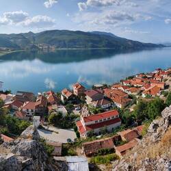 Lin von oben und hinten