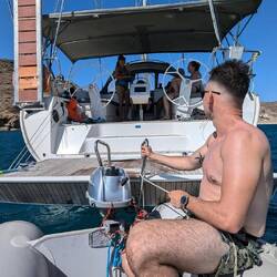 Cuba takes us to shore on the dinghy