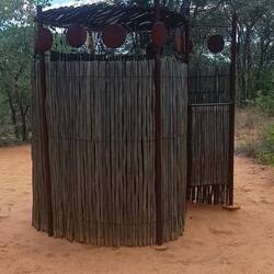 Toilette und Dusche
