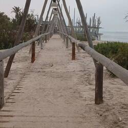 Aufgang zur Tiger Reef Beach Bar