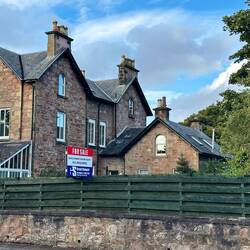 Zu verkaufen.....hmmmmm