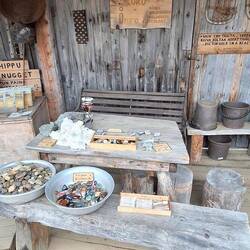 Fundstücke: Amethyst und weitere Steine