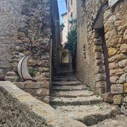 Das Städtchen und der erste Einblick in die zahlreichen kleinen Gassen.