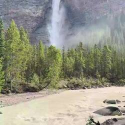 Takakkaw Falls