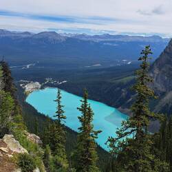 Dr Lake Louise vo obä